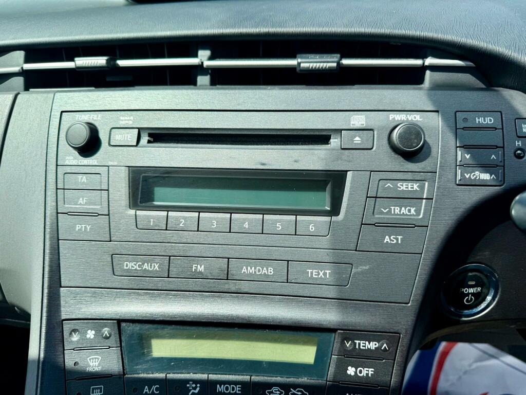 Toyota Prius Prius T4 Vvt-i Silver #42