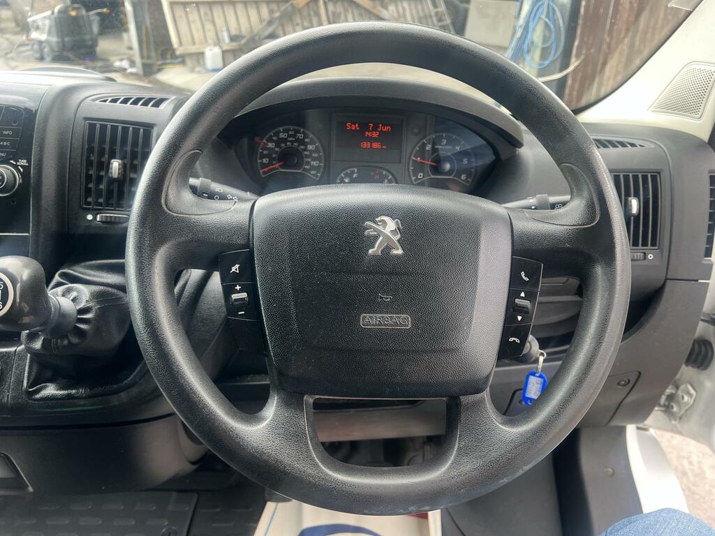 Peugeot Boxer Hdi 335 L3h2 Professional Ac Silver #9
