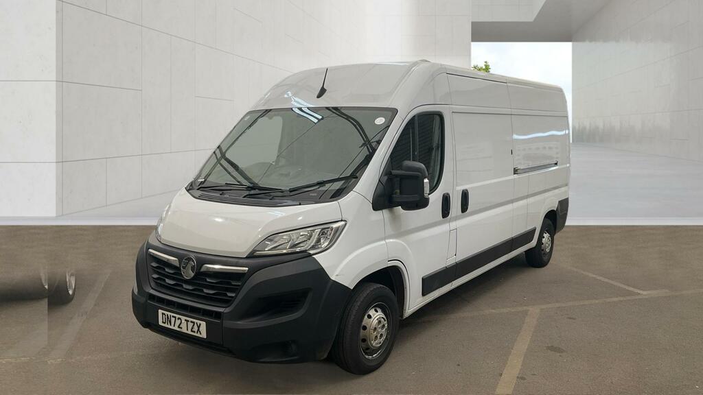Vauxhall Movano Dynamic White #2