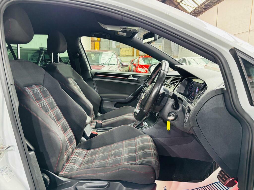 Volkswagen Golf 2.0 Tdi Gt 150Ps Dsg Estate  #11