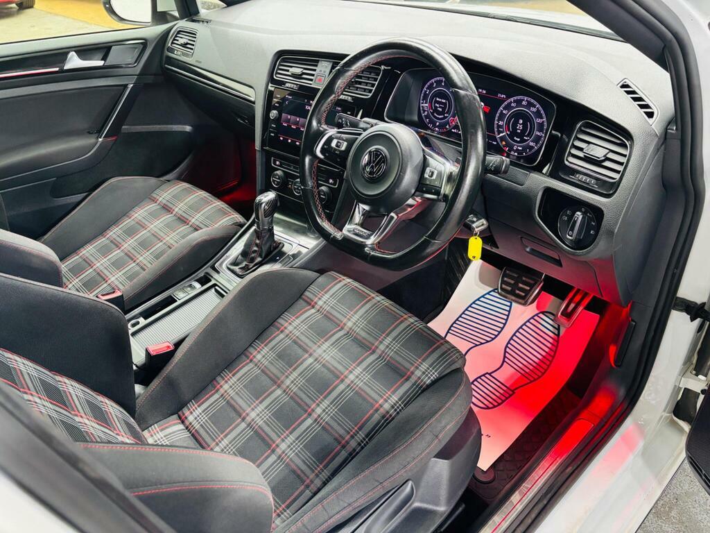 Volkswagen Golf 2.0 Tdi Gt 150Ps Dsg Estate  #9