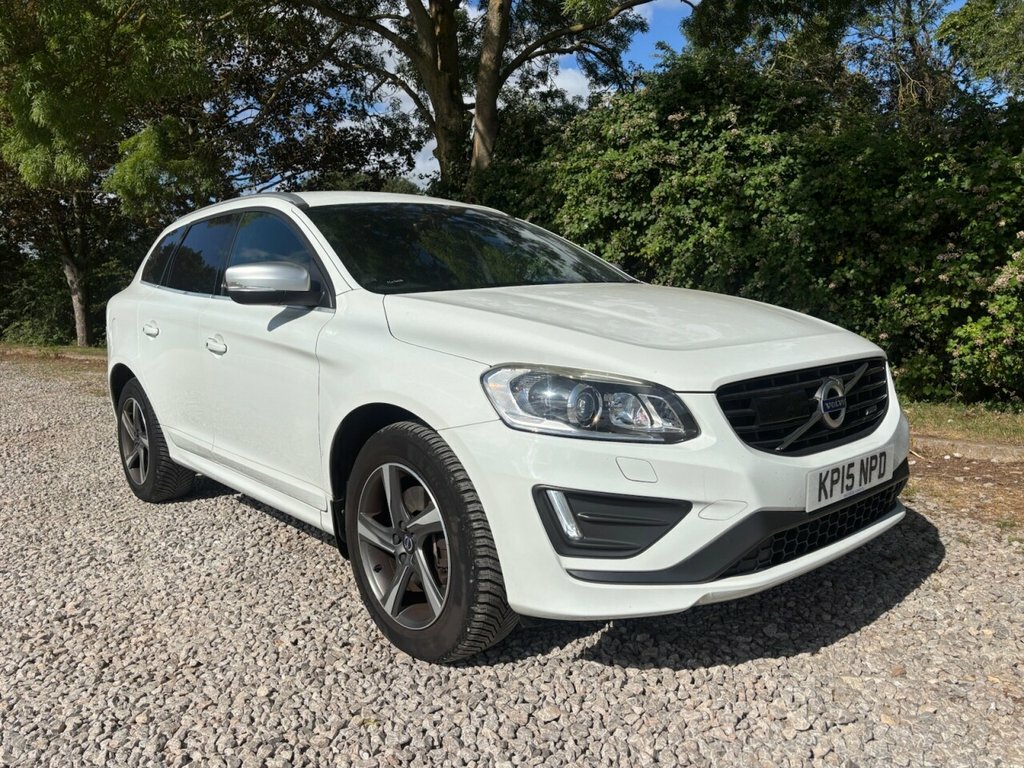 Volvo XC60 2.4L R-design Lux Nav White #5