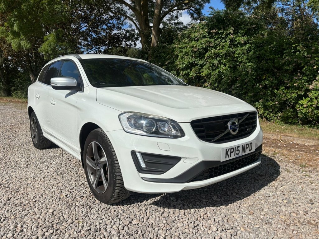 Volvo XC60 2.4L R-design Lux Nav White