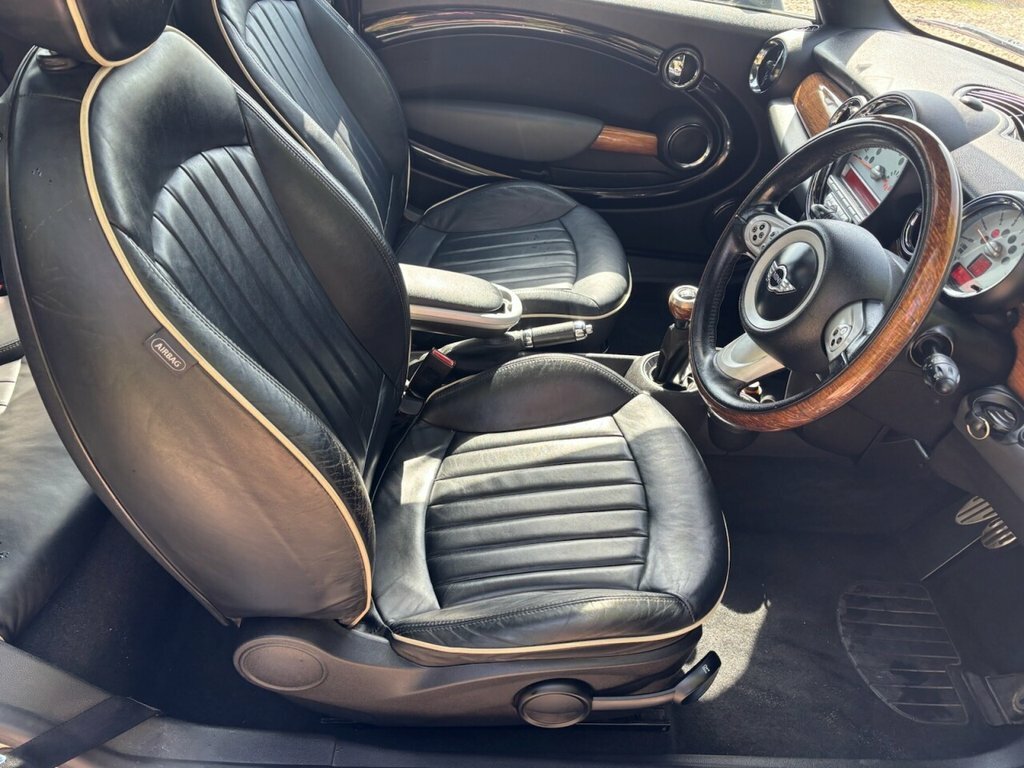 Mini Clubman 1.6 Cooper D 108 Bhp Estate Blue #17