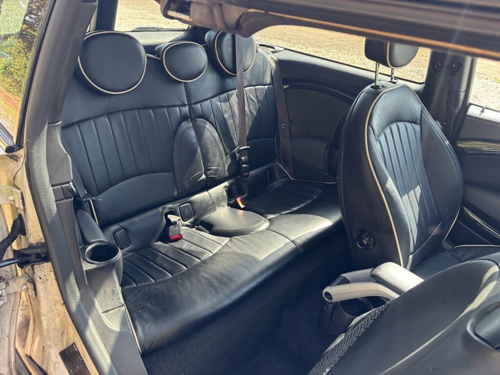 Mini Clubman 1.6 Cooper D 108 Bhp Estate Blue #16