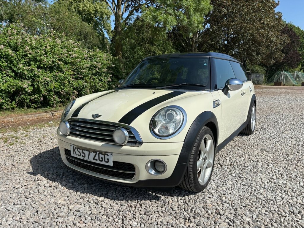Mini Clubman Estate White #5