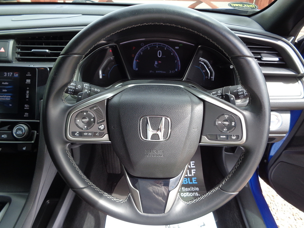 Honda Civic 1.5 Vtec Sport Plus 180 Bhp Full Service New White #8