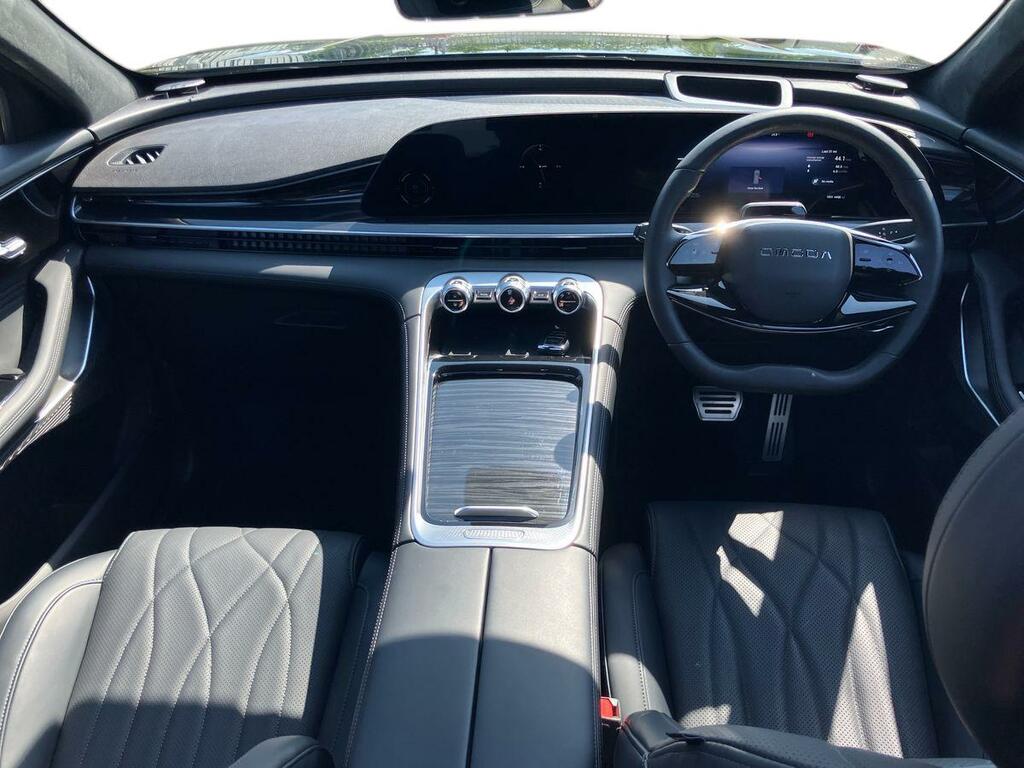 Omoda 9 Omoda 9 Estate 1.5T Shs Noble 3Dht White #12