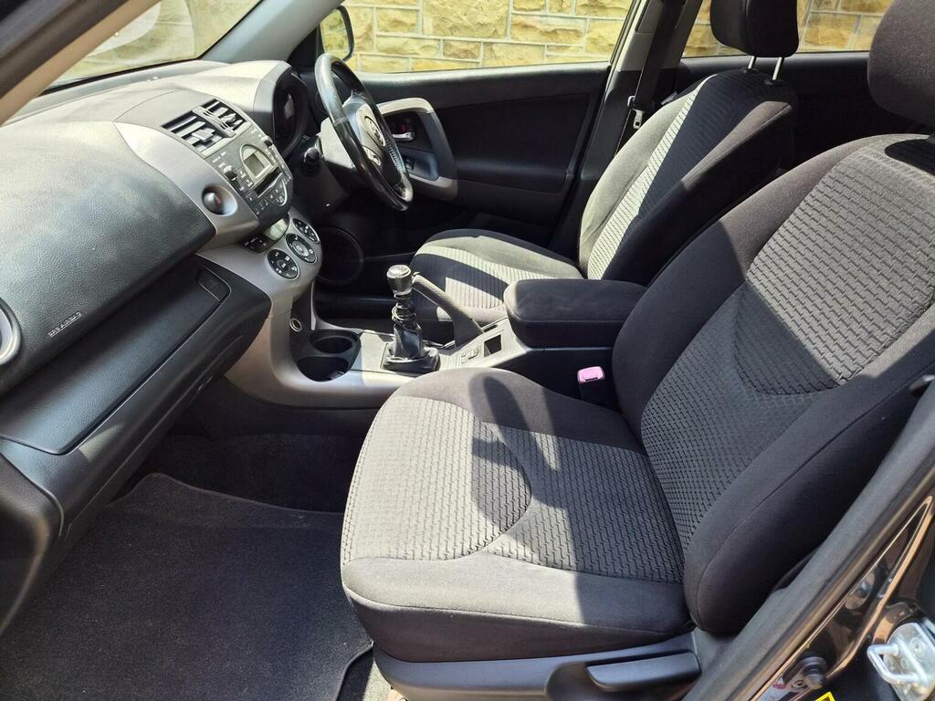 Toyota Rav 4 4X4 2.2 D-4d Xt-r 4Wd 200909 Silver #28