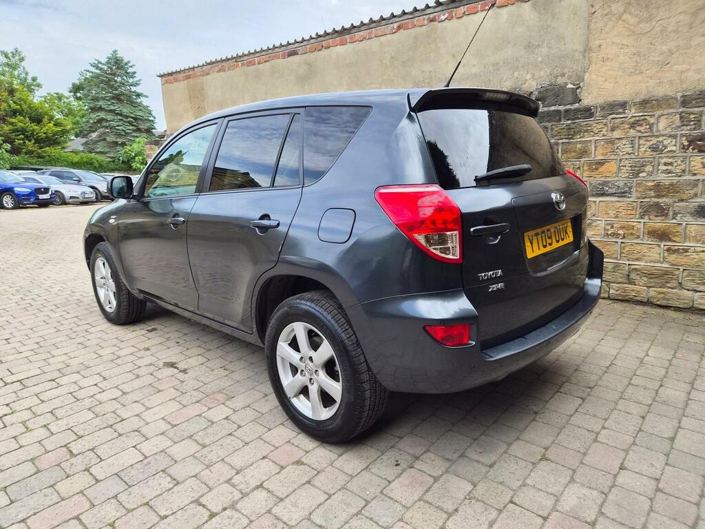 Toyota Rav 4 2.2 D-4d Xt-r 4Wd Grey #3