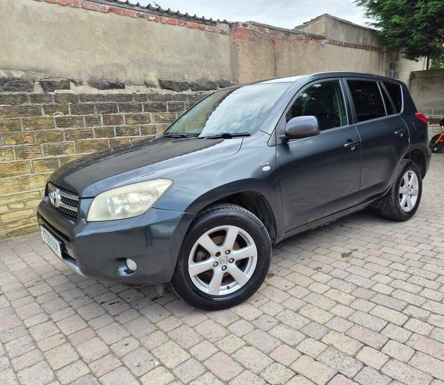 Toyota Rav 4 2.2 D-4d Xt-r 4Wd Grey #2