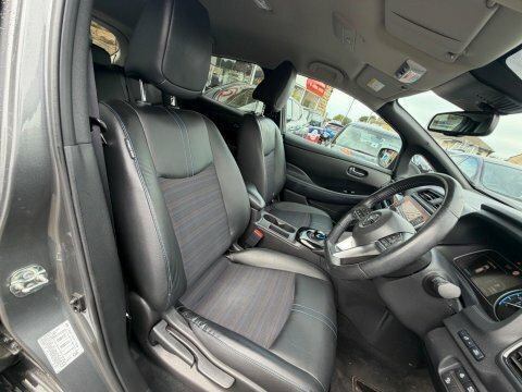 Nissan Leaf 40Kw Acenta With Sat Nav And Intelligent Cruise Co White #8