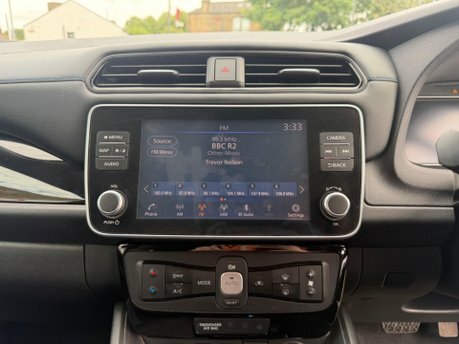 Nissan Leaf 40Kw Acenta With Sat Nav And Intelligent Cruise Co White #32