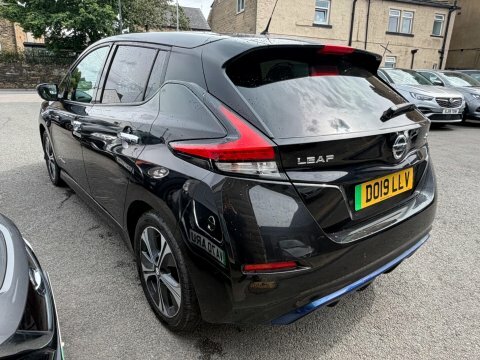 Nissan Leaf 40 Kwh 2019 Black #4