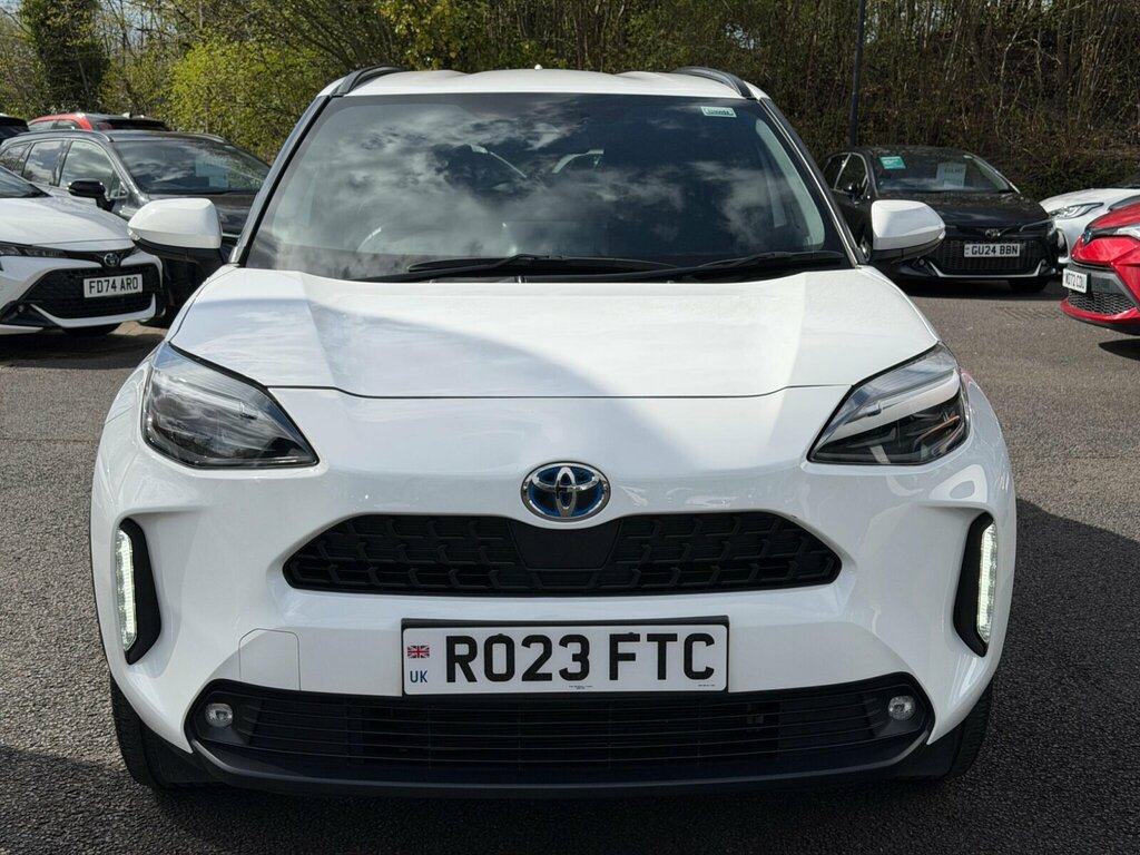 Toyota Yaris Cross 1.5 Hybrid Design Cvt RO23FTC White #3