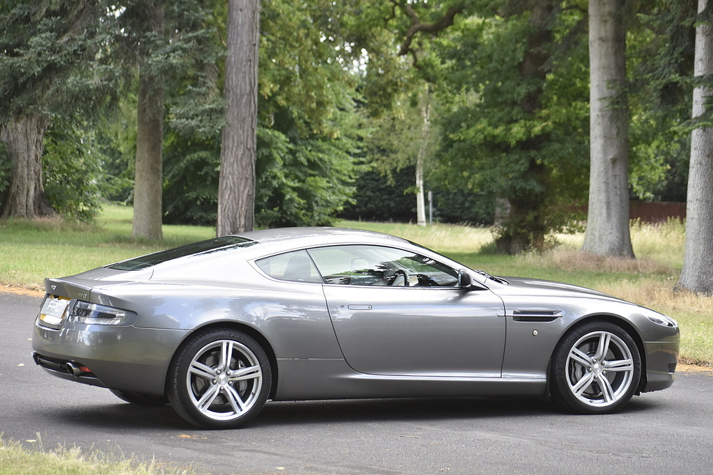 Aston Martin DB9 5.9L Sat Nav Burgundy Leather 19 Inch Alloys Silver #29