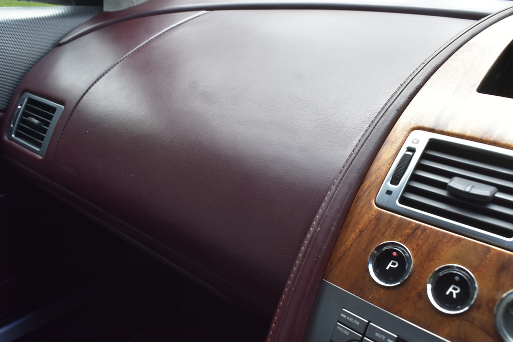 Aston Martin DB9 5.9L Sat Nav Burgundy Leather 19 Inch Alloys Silver #52