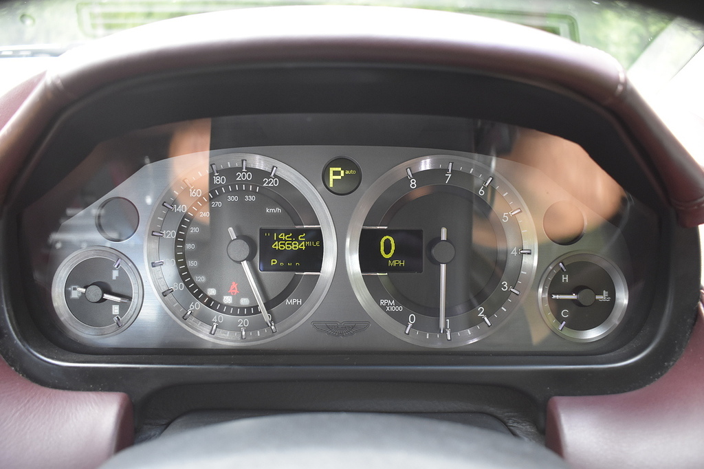 Aston Martin DB9 5.9L Sat Nav Burgundy Leather 19 Inch Alloys Silver #47