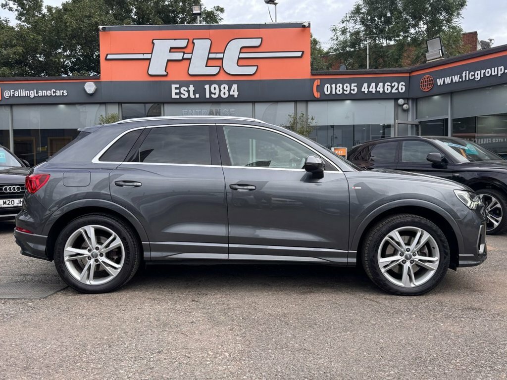 Audi Q3 2L S Line GL69WCD Grey #4