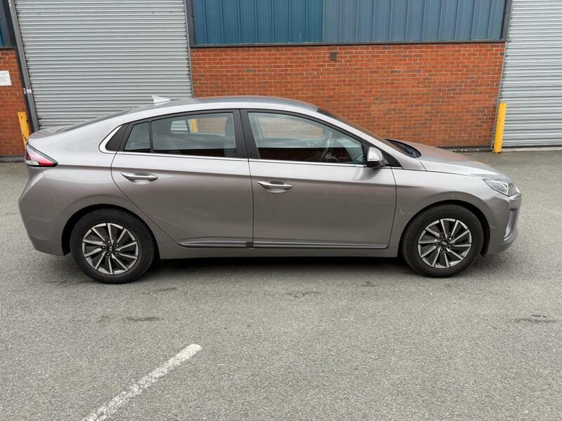 Hyundai Ioniq 38.3kwh-premium-auto-5dr Grey #2