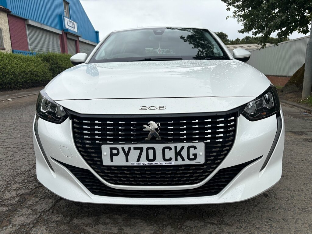 Peugeot 208 1.2 Puretech Allure Premium Hatchback M PY70CKG White #2
