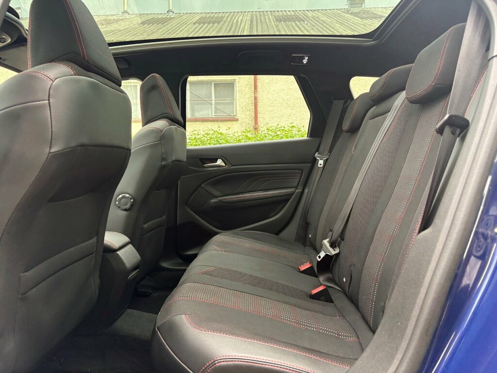 Peugeot 308 SW Bluehdi Active White #7