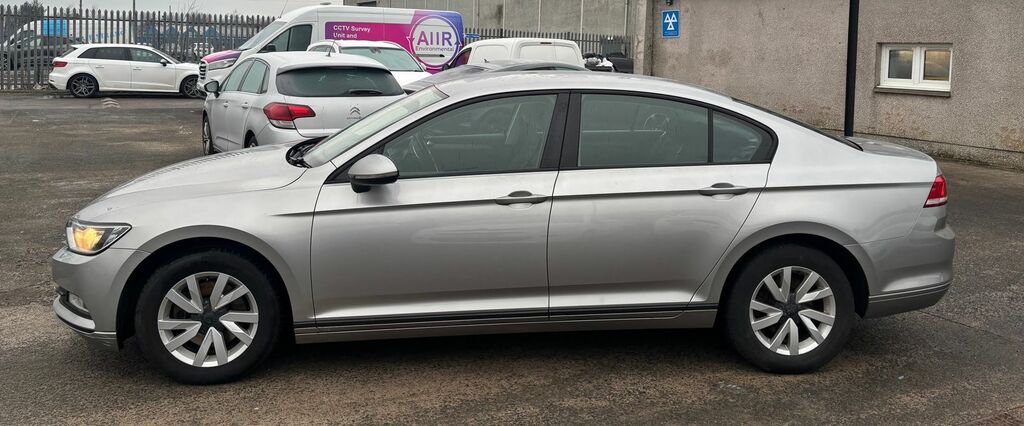 Volkswagen Passat 1.6 Tdi Bluemotion Tech S Saloon GD64VFT Silver #3