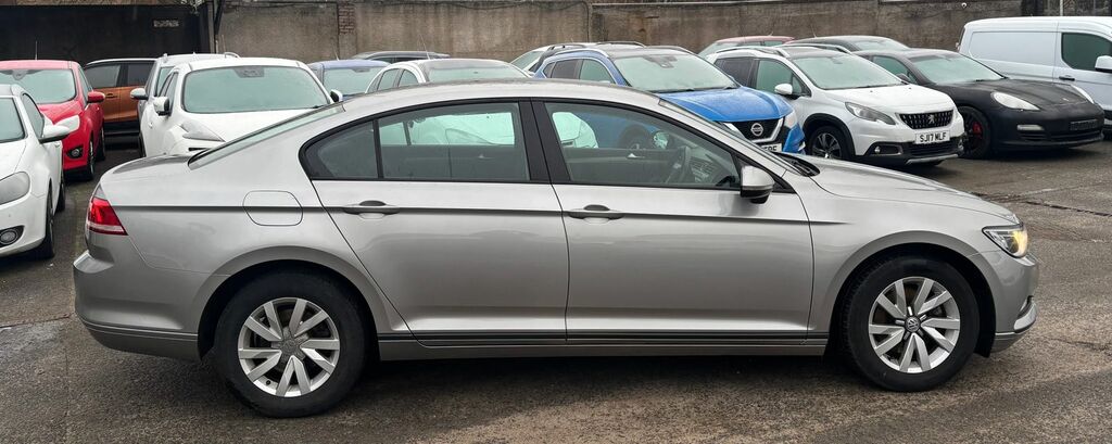 Volkswagen Passat 1.6 Tdi Bluemotion Tech S Saloon GD64VFT Silver #2