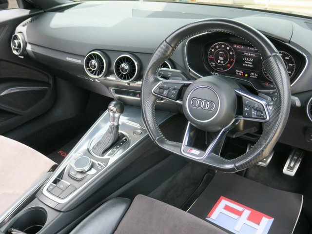 Audi TT 2.0 Tfsi S Line Roadster S Tronic Quatt Black #5