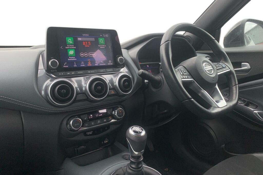 Nissan Juke 1.0 Dig-t 114 Tekna LR21YNK Silver #4