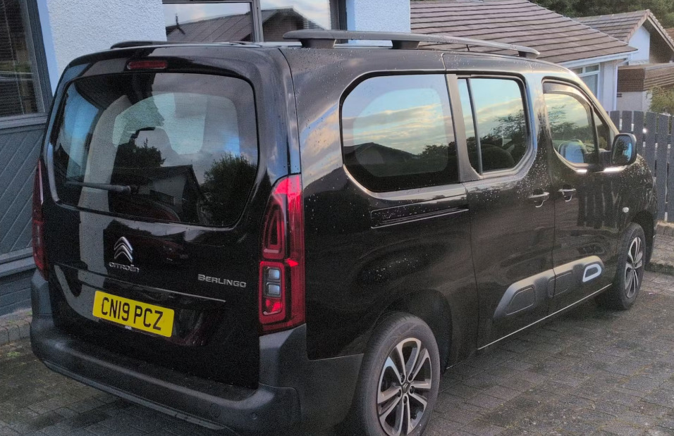 Citroen Berlingo 1.5 Bluehdi 100 Flair XL 7 Seat Black #2