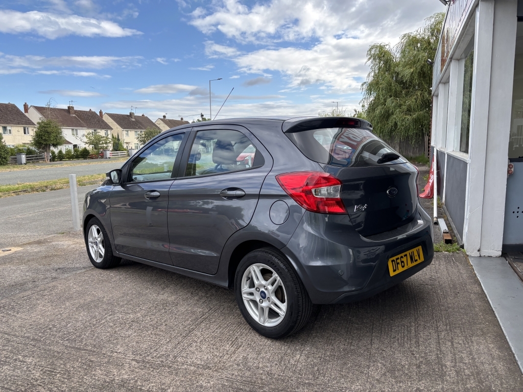 Ford KA+ 1.2 Zetec Grey #3