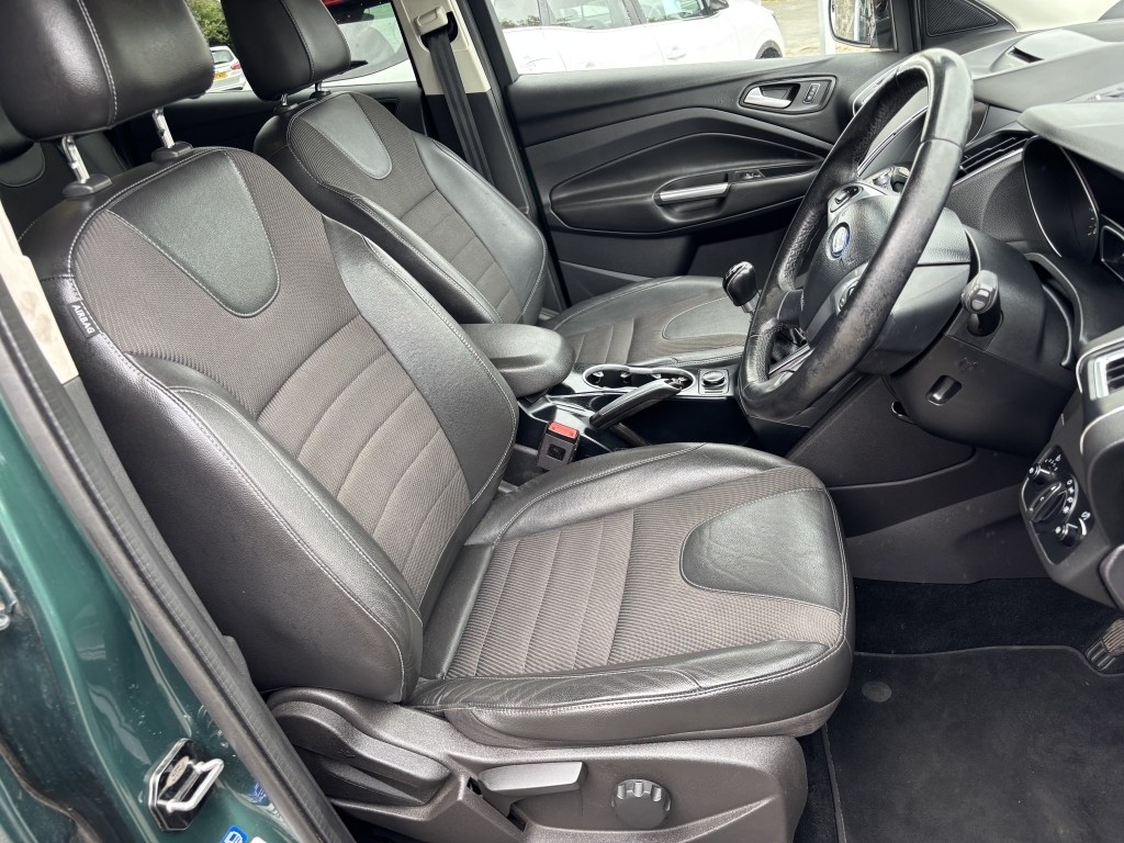 Ford Kuga 2.0 Titanium Tdci EJ65VXA Green #4