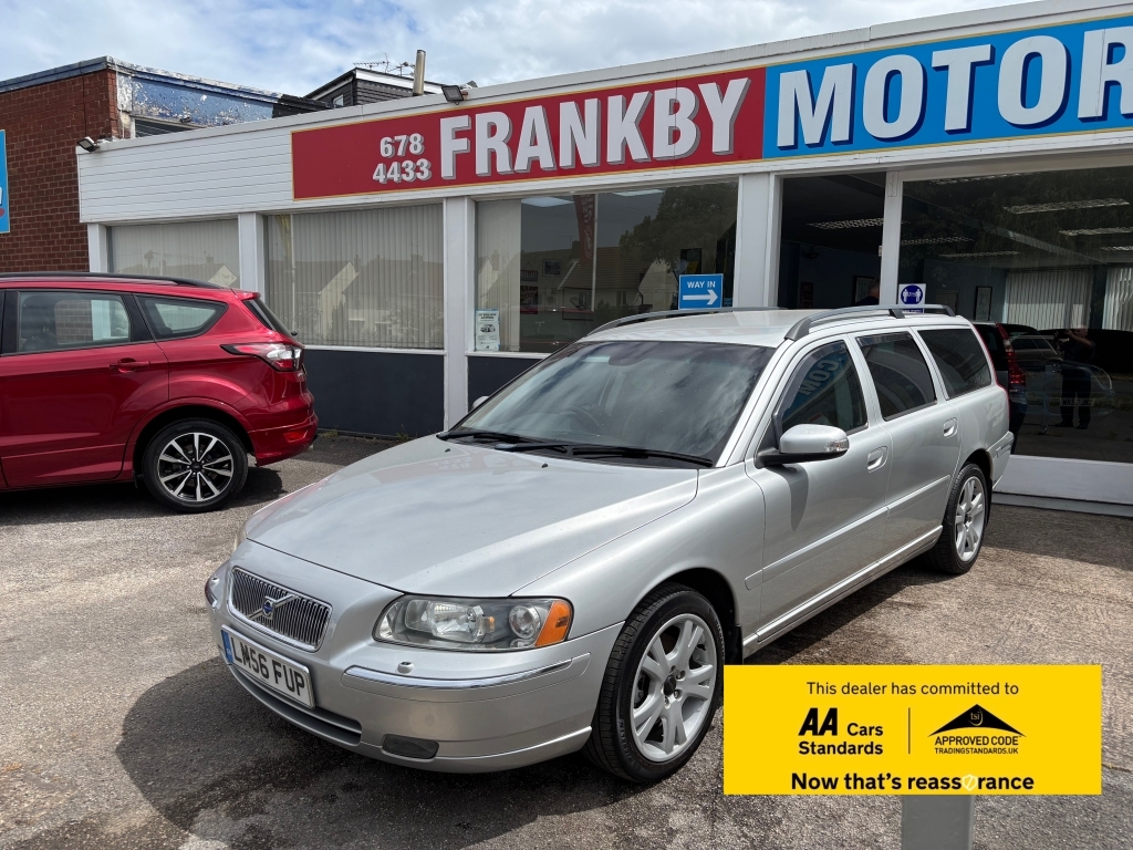 Volvo V70 2.4 D5 Se Lux Silver