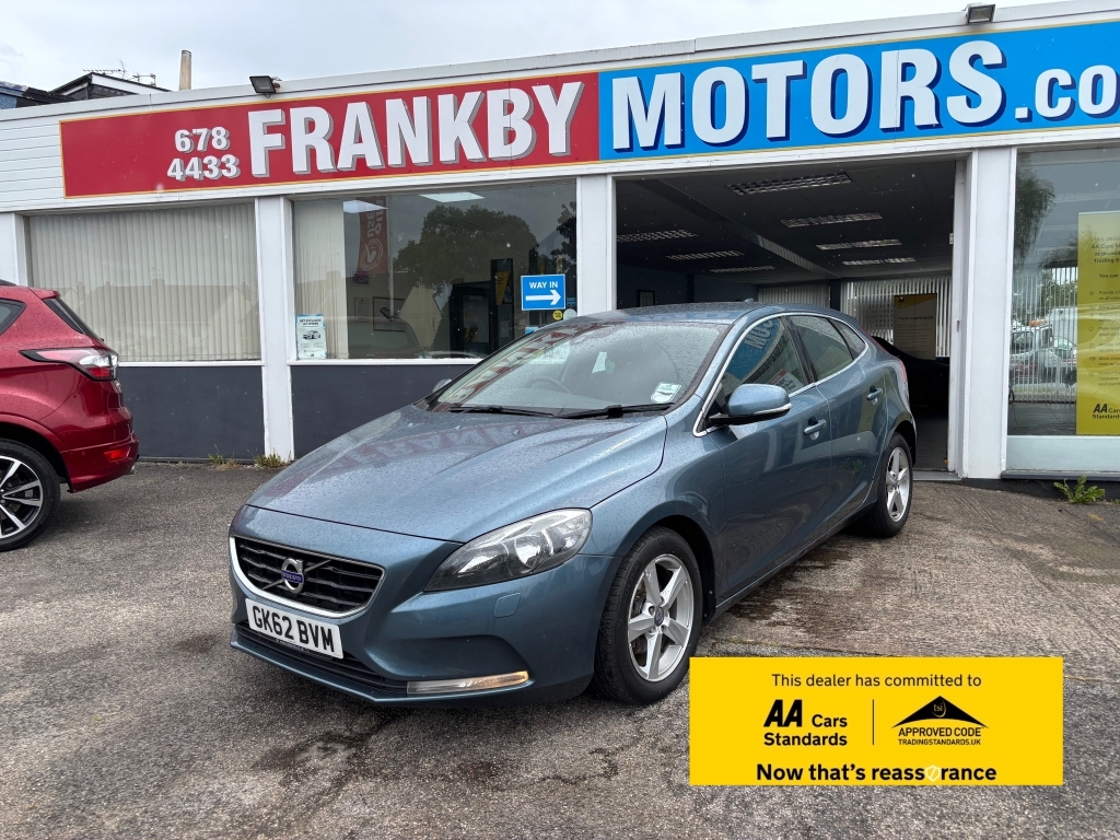 Volvo V40 1.6 D2 Se Blue