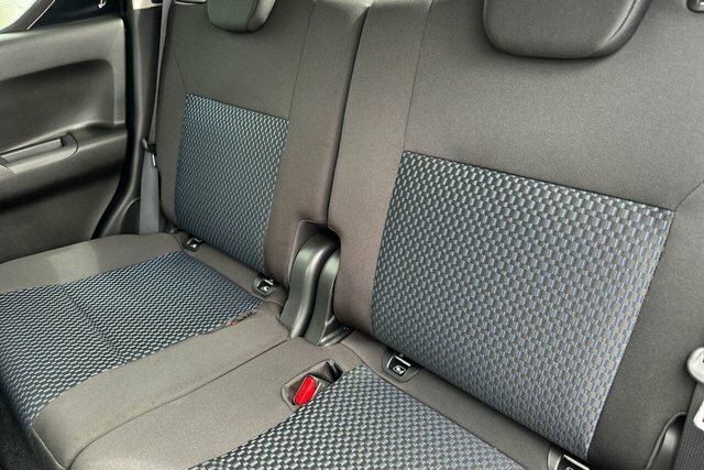 Suzuki Ignis 1.2 Dualjet 12V Hybrid Sz-t - 2023 73 Red #17