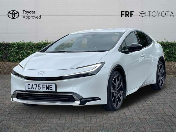 Toyota Prius Excel White #3