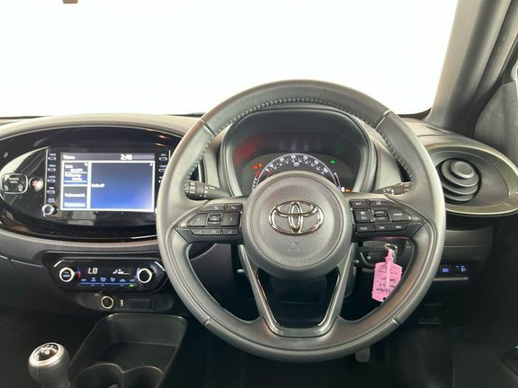 Toyota Aygo X Edge Manual Green #6
