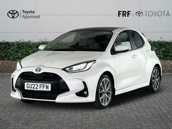 Toyota Yaris Excel 1.5 Hybrid Tech Pack White #3