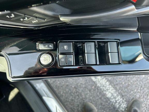 Toyota bZ4X 150Kw Vision 71.4Kwh Black #35