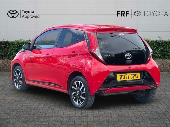 Toyota Aygo X X-trend Tss Red #4