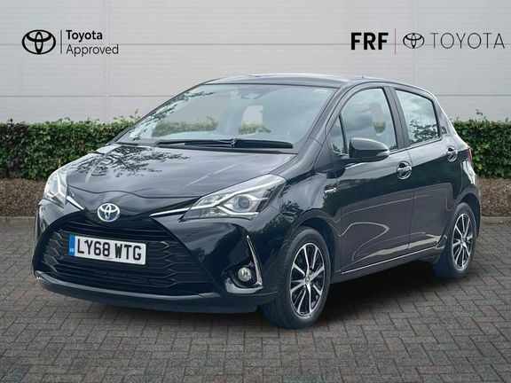 Toyota Yaris 1.5 Vvt-h Icon Tech E-cvt Euro 6 Ss LY68WTG Black #3