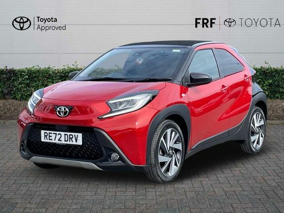 Toyota Aygo X Exclusive Canvas Roof Red #3
