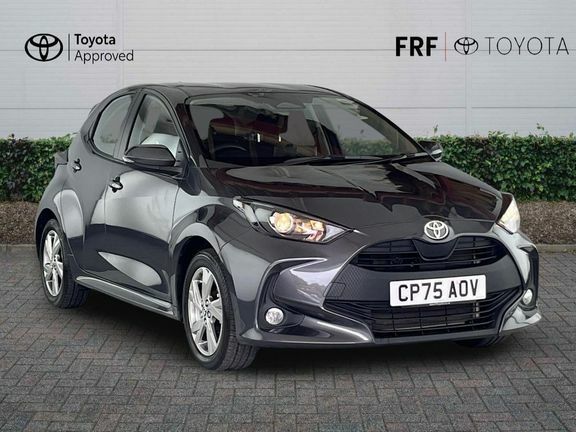 Toyota Yaris Icon Grey
