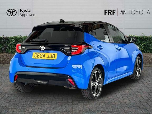 Toyota Yaris Premiere Edition Blue