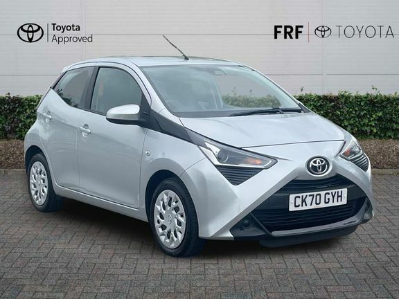 Toyota Aygo X X-play Tss Silver