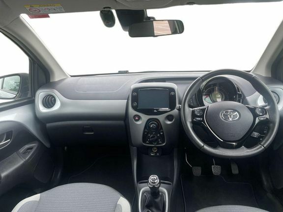 Toyota Aygo X X-play Tss Silver #6
