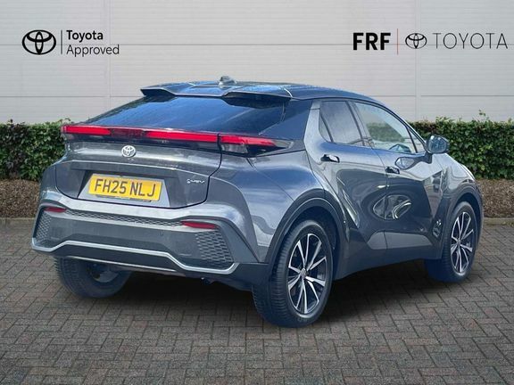 Toyota C-Hr Design 1.8 Fwd Hybrid Grey #2