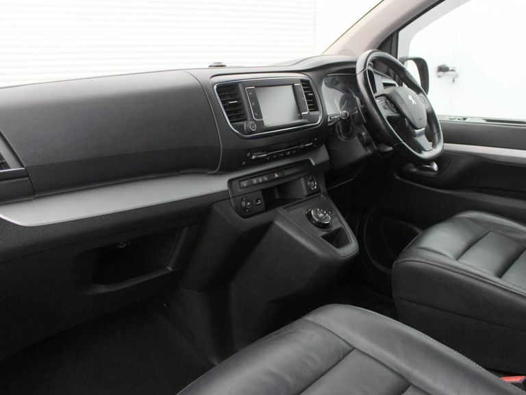 Peugeot Traveller 2.0 Bluehdi 180 Allure Long 8 Seater Red #5