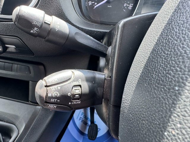Citroen Dispatch 2.0 Bluehdi 1400Driver Edition M Eat8 Fwd 2 Euro White #17
